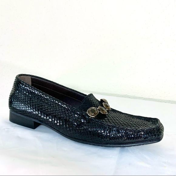 Stuart Weitzman snake embossed shoes black - Picture 1 of 3